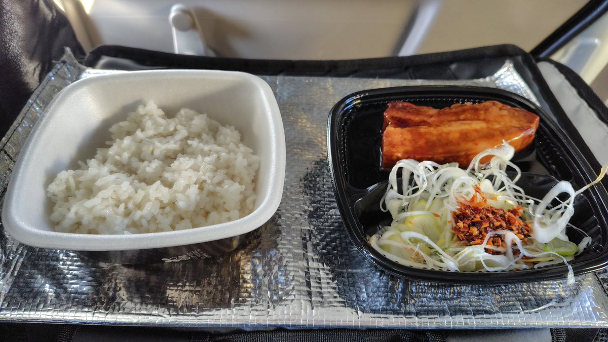 zylFhaLyYc1QztX's tweet image. 吉野家厚切り豚角煮
うまかったけどタレが濃い