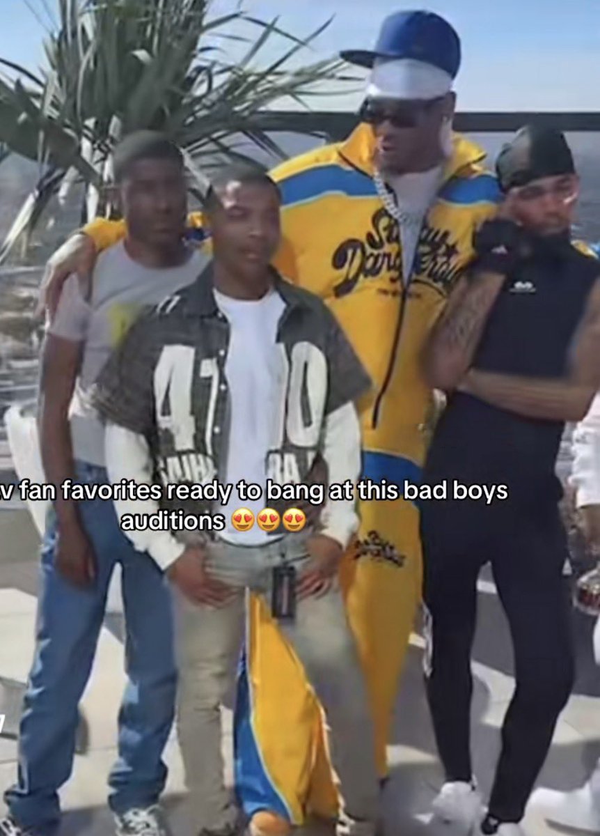 G cashy look like the daddy 
 ts is frying meeee