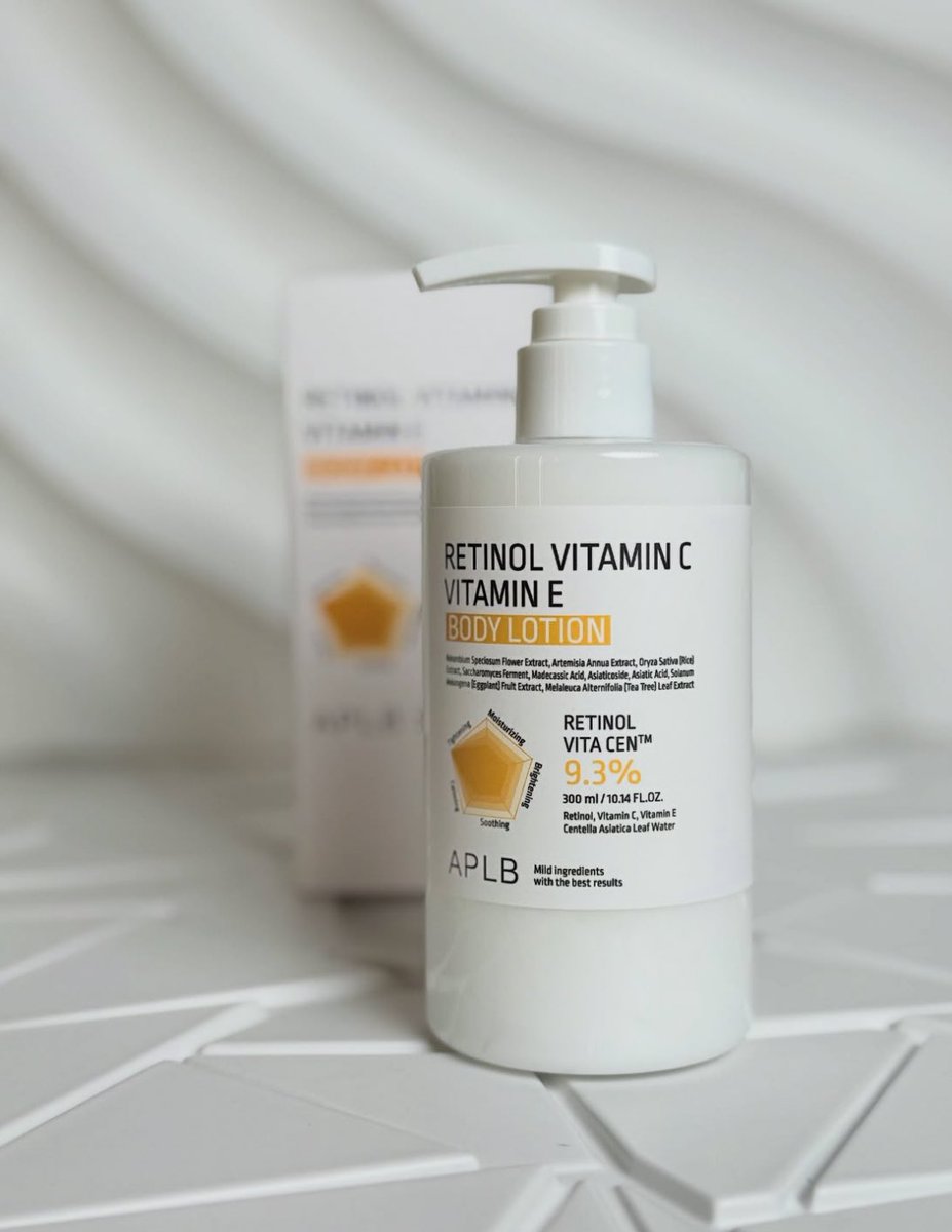 OlayemiKomolaf4's tweet image. I don’t see enough people using retinol in their body care routine. That’s the cheat code. Y’all using too many smell goods, not enough actives

These are Retinol based body lotions .

Note: They’re not suitable for everyday and morning usage . Sunscreen is a must on all exposed…