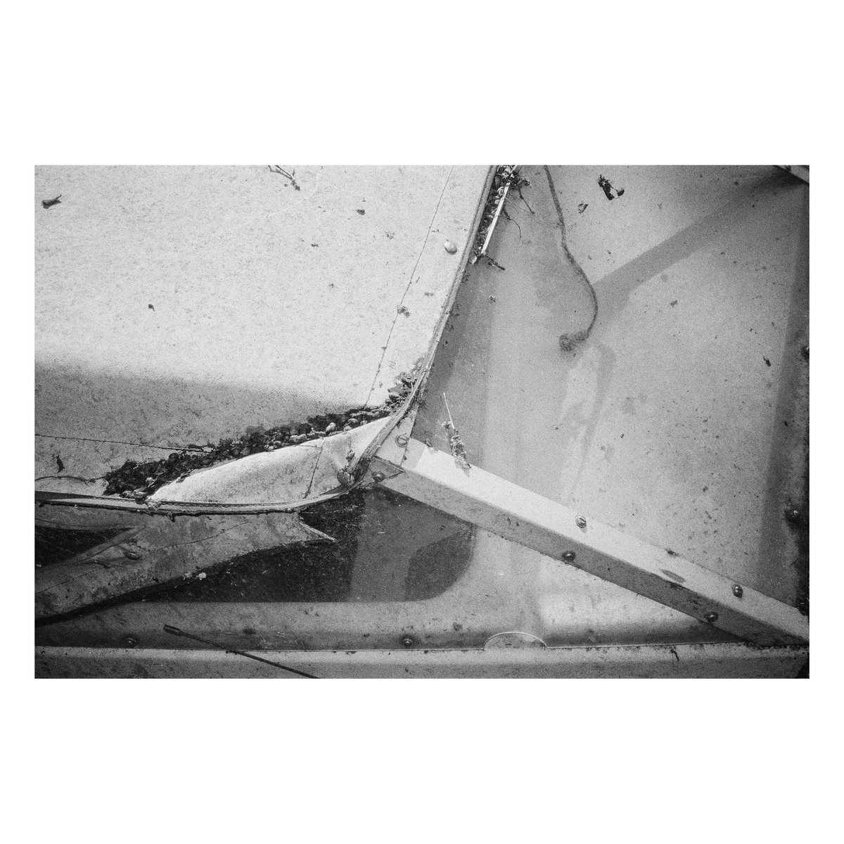 nickdemarco_'s tweet image. Boat details.

Camera 3 from my Compact 35mm film project: Pentax Espio Mini,  Kentmere 400, June 2024

Part 1 featuring shots from the first 7 compacts used is on my blog here: 
rangefinderchronicles.blogspot.com/2025/11/the-co…

#filmphotography #pentaxespio #compactcamera #pointandshoot #kentmere400