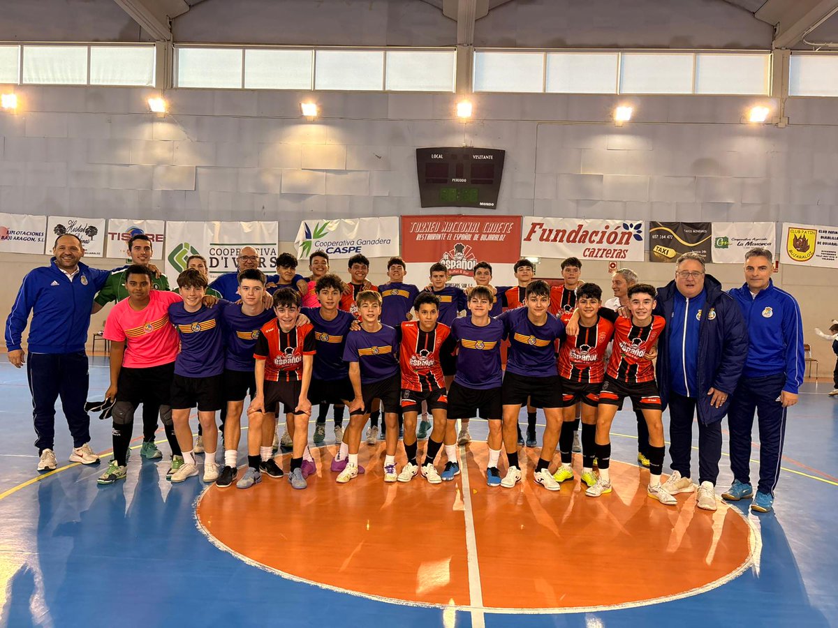 futbolaragon's tweet photo. #RFAF 𝗙𝗨́𝗧𝗕𝗢𝗟 𝗦𝗔𝗟𝗔 I SUB 14 MASCULINO

📢 La selección aragonesa Sub 14 disputa el último partido de preparación ante @MonegrosSurFS antes del Nacional de Zaragoza del próximo fin de semana. https://t.co/F09a6zW0Cy