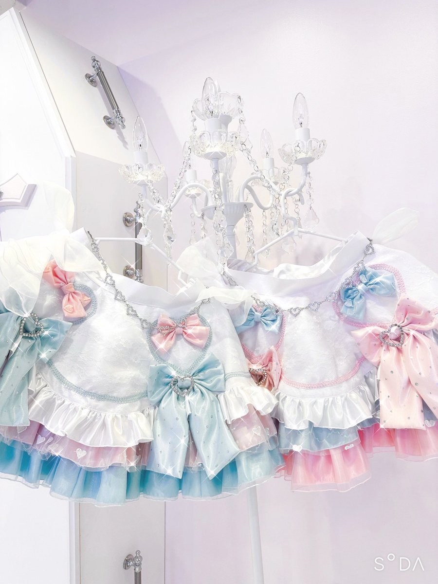 衣装も6種類あって全部かわいいよ> ̫ < 🎶  
(<a href="/annoe_concafe/">Angelic Noel（アンノエ） 新宿歌舞伎町コンカフェ</a> ）