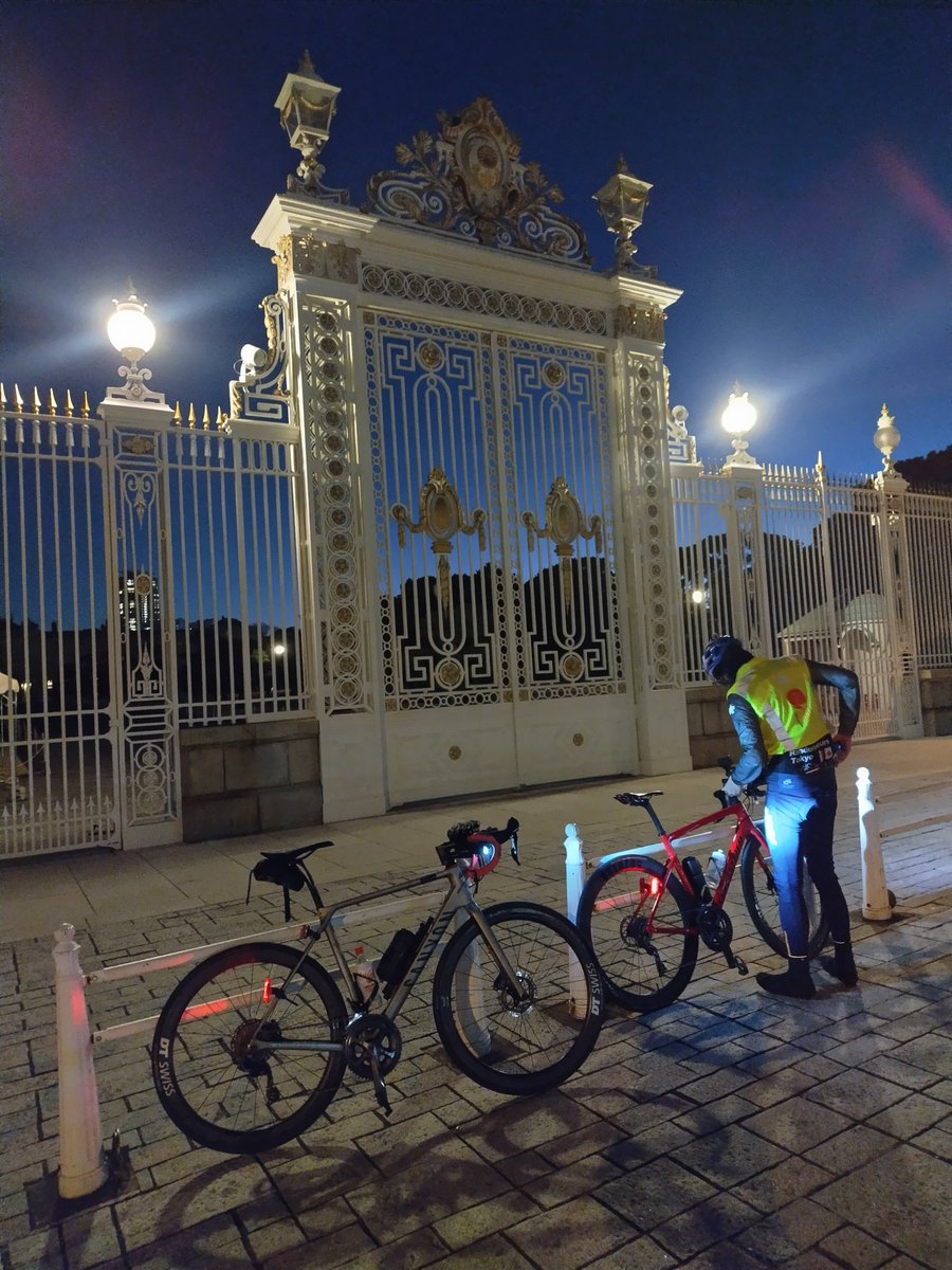 通過チェック
赤坂迎賓館