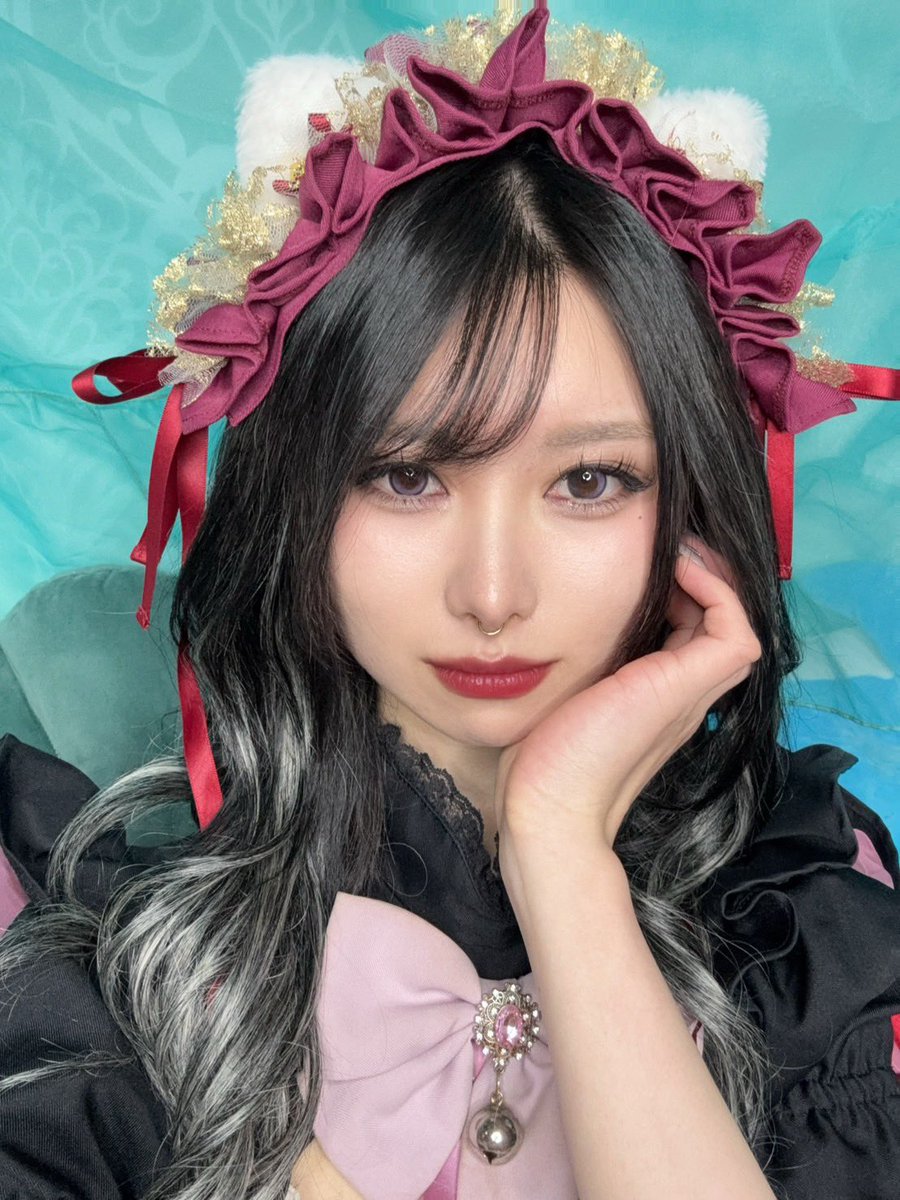 体験ちゃんがお写真載せていいとのことですので、、🙈︎💕︎実物のがもっと可愛いし、美人さん、、！そして足がたいへん綺麗です👏👏👏むかーーしコンカフェ経験もあるとのことなので、あしゃも知ってるお店なので知ってるお客様もいらっしゃるのでは、、、🤔♡最古参なりにいきよし〜！