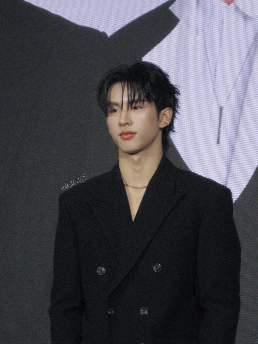 🌫️WuliZhIWE1💜 tweet media