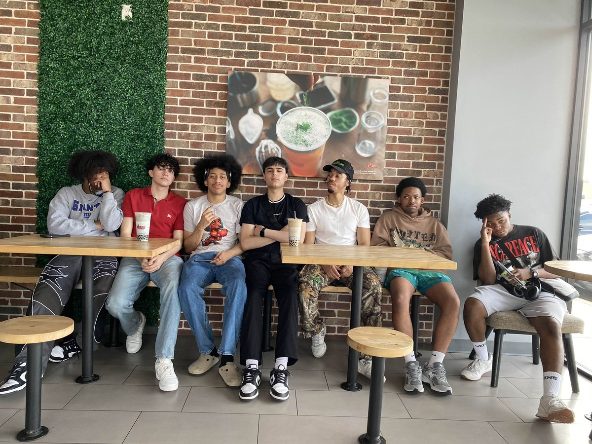 zaglupitnas tweet media