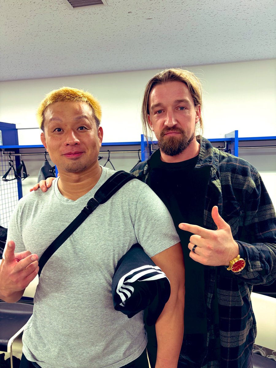 YOSHIHASHICHAOS's tweet photo. 時間が経っても、
消えない記憶がある。
あの日を知っている人には、
この写真の意味が分かるはず。

今となっては、
今のオレを作った
大切な思い出。 https://t.co/uyS7hmw8Lq