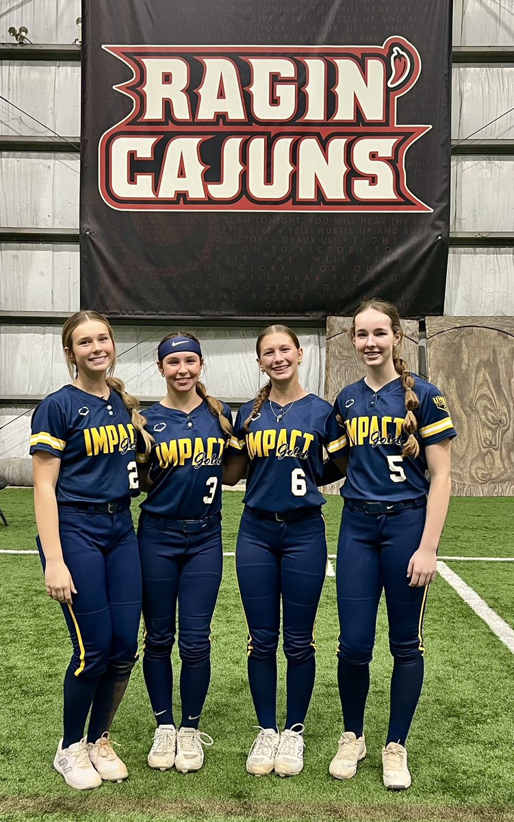 Analiese Holmes tweet media