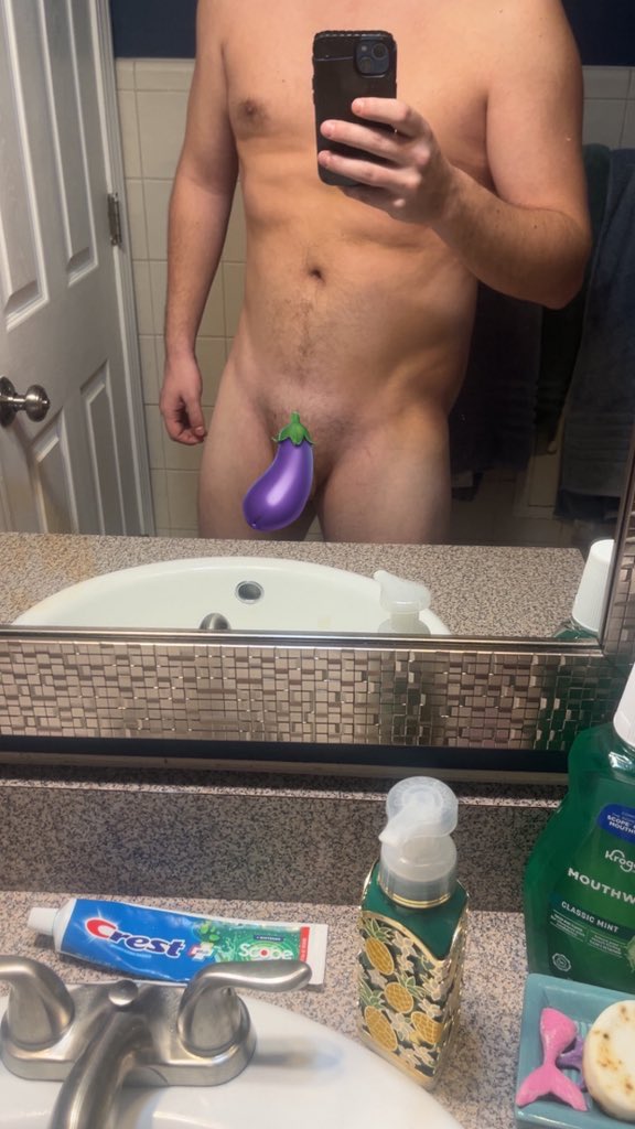 Hoolio94's tweet photo. Cum play with me😈 my link is free. https://t.co/2lL5FNY8yF
