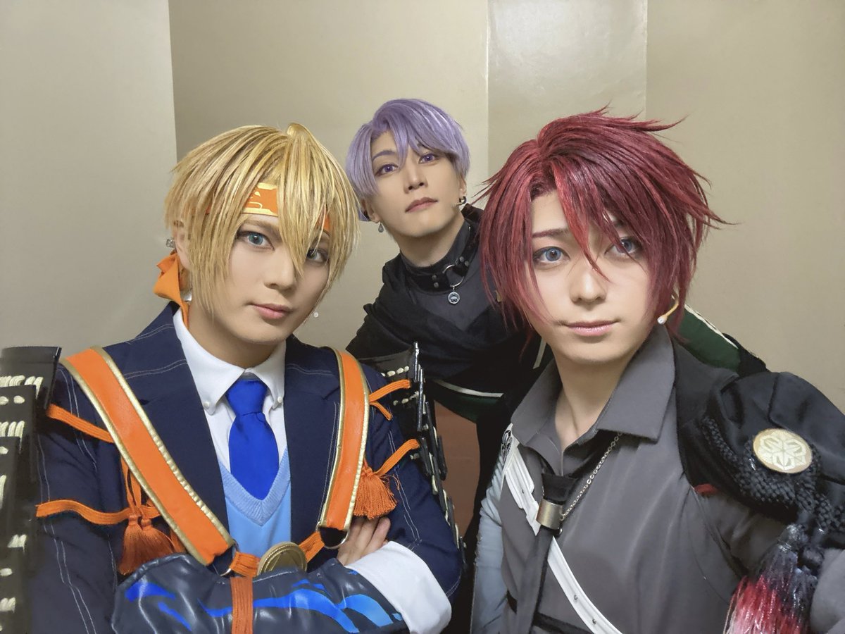 ミュージカル『刀剣乱舞』
〜静かなる夜半の寝ざめ〜

福岡公演千秋楽！

誠にありがとうございました！！！
少しあきまして、、
次は大阪！

ぜひよろしくお願いいたします！✊🏻✊🏻

大阪も頑張るぞ〜！！！！！！