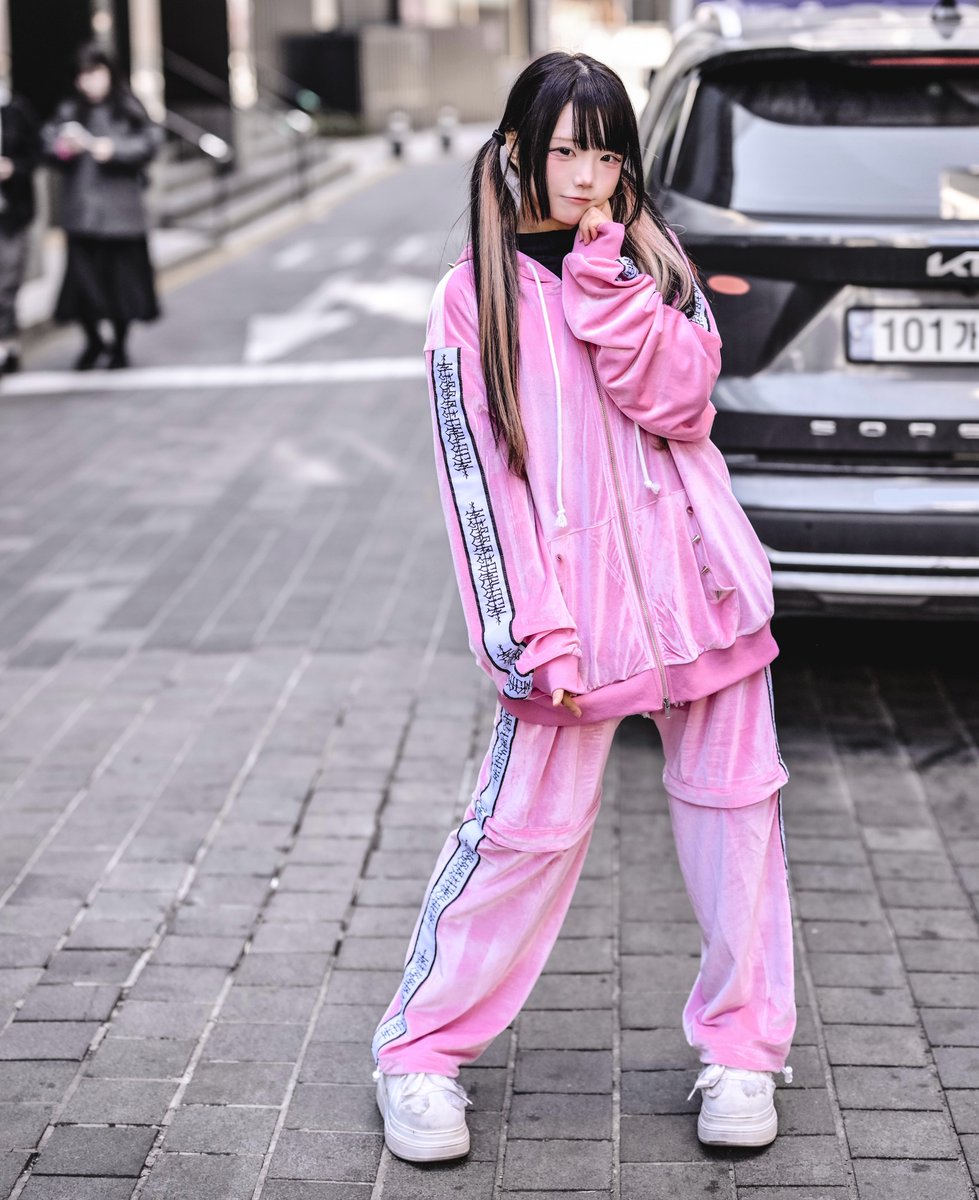 news】 明日21:00- 「ZIRITUSINKEI 2」 ベロアジャージセットアップ