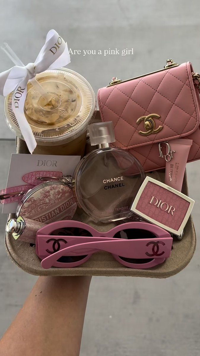 Outfit_Luxy's tweet image. 