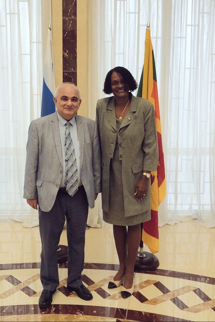 Embajadora - designada de Cuba en Sri Lanka, Patricia Pego Guerra, realizó visita de cortesía al Embajador de Rusia, Levan Dzhagaryan.
En ambiente distendido y cordial intercambiaron sobre las relaciones  #Rusia - #Cuba y otros temas internacionales de interés común. 
🇨🇺 🇷🇺