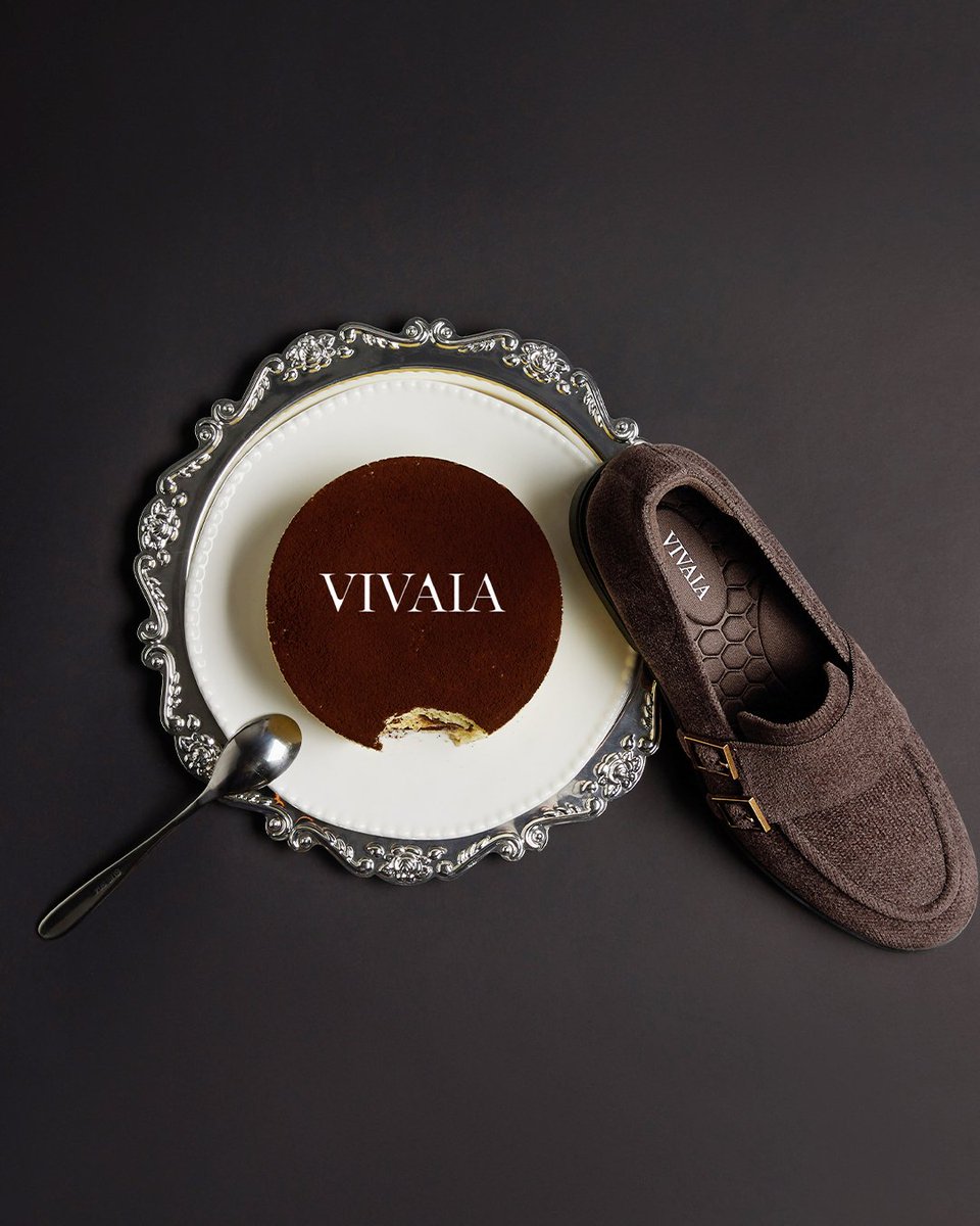 【新品】VIVAIAビバイア Luciana ブラウンローファー Round-Toe Velvet Penny Loafers (Luciana), DARK CHOCOLATE VELVET