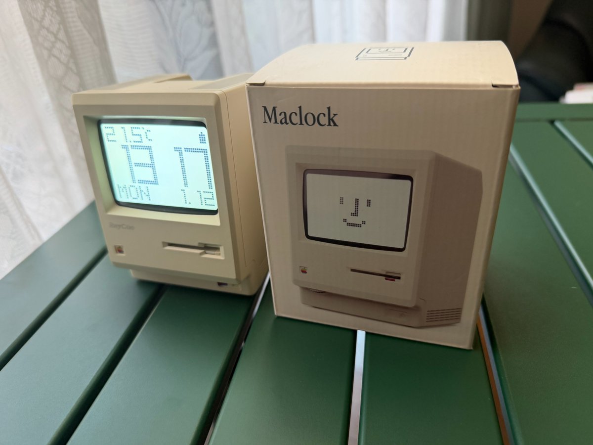 Maclock 前からちょっと欲しいなと思っていた ミニチュア初代 Apple Macintosh 風のMaclock、amazon のタイムセールで ...
