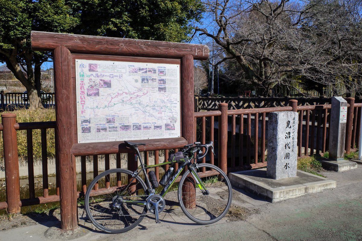 うなくーる tweet media