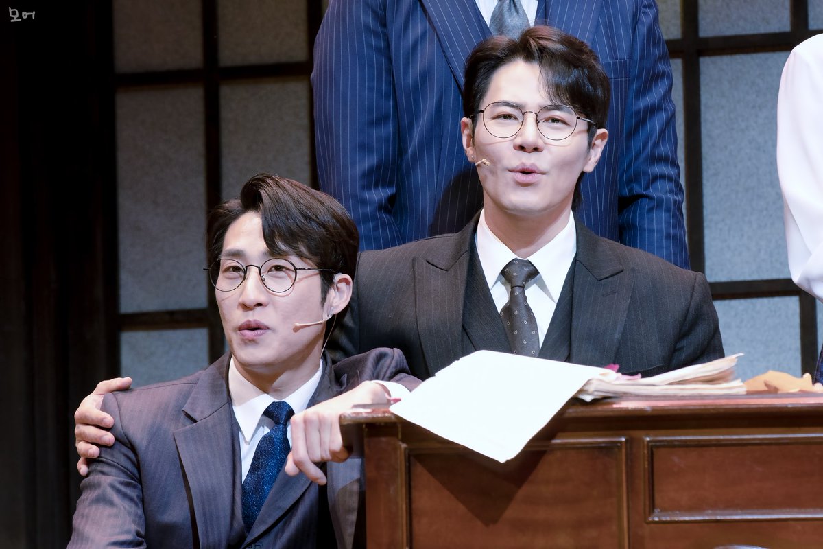 step_pic's tweet photo. 260111 팬레터

#이규형 #김지철 https://t.co/ae1Hk45MIc