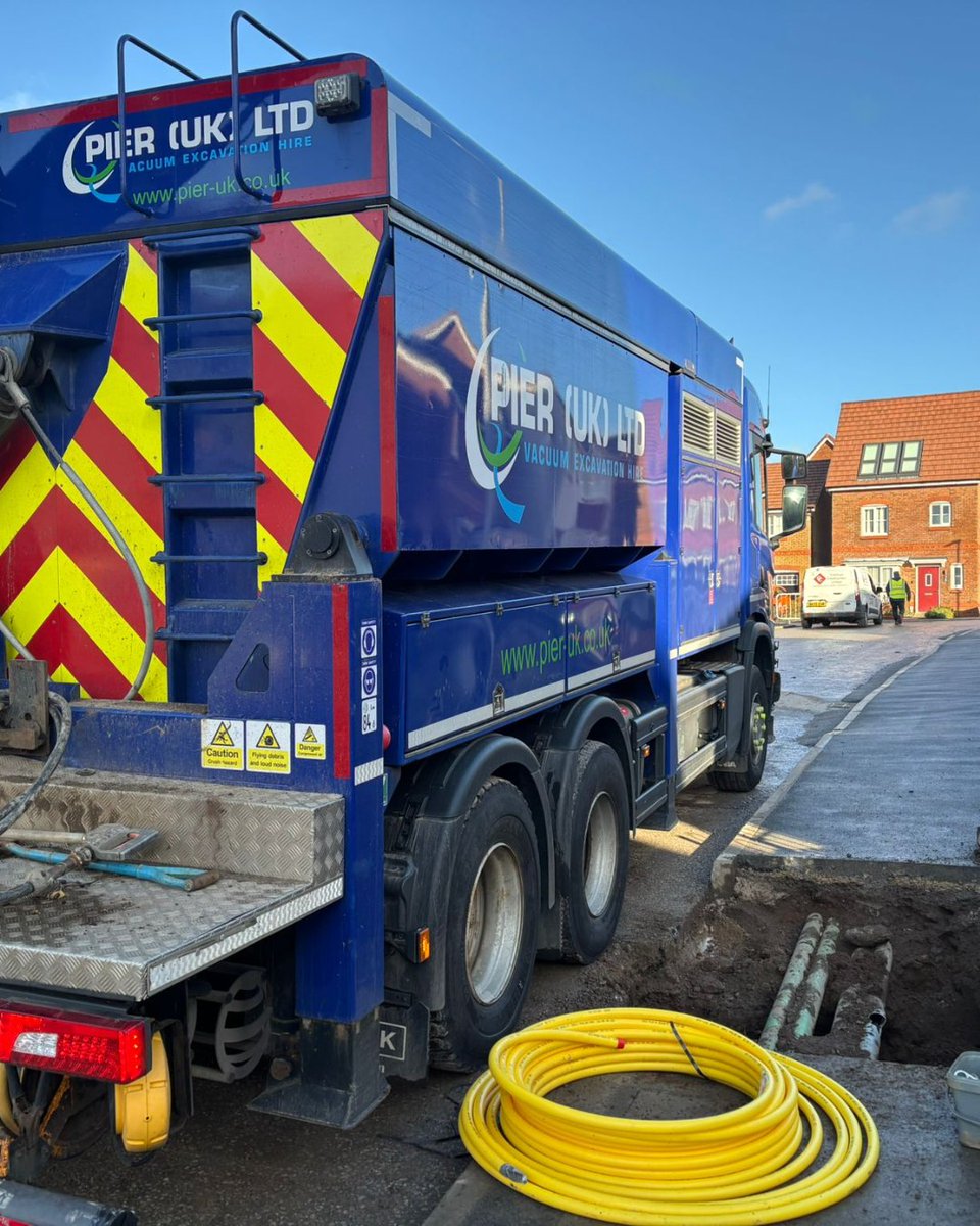 PierUKLtd's tweet image. 🏠 On site at a new build in Greater Manchester
Exposing services to ensure the site is ready for the next stage of the project

📞 To enquire, give us a call on 01925 228674

#PierUKLtd # #GreaterManchester #OnSite #ProfessionalService
