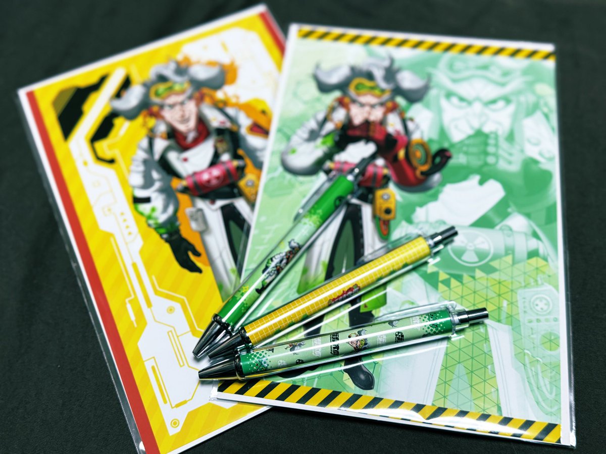 最後にはA賞、B賞の紹介だっ！ かっちょいいブロマイドにはサイン入り