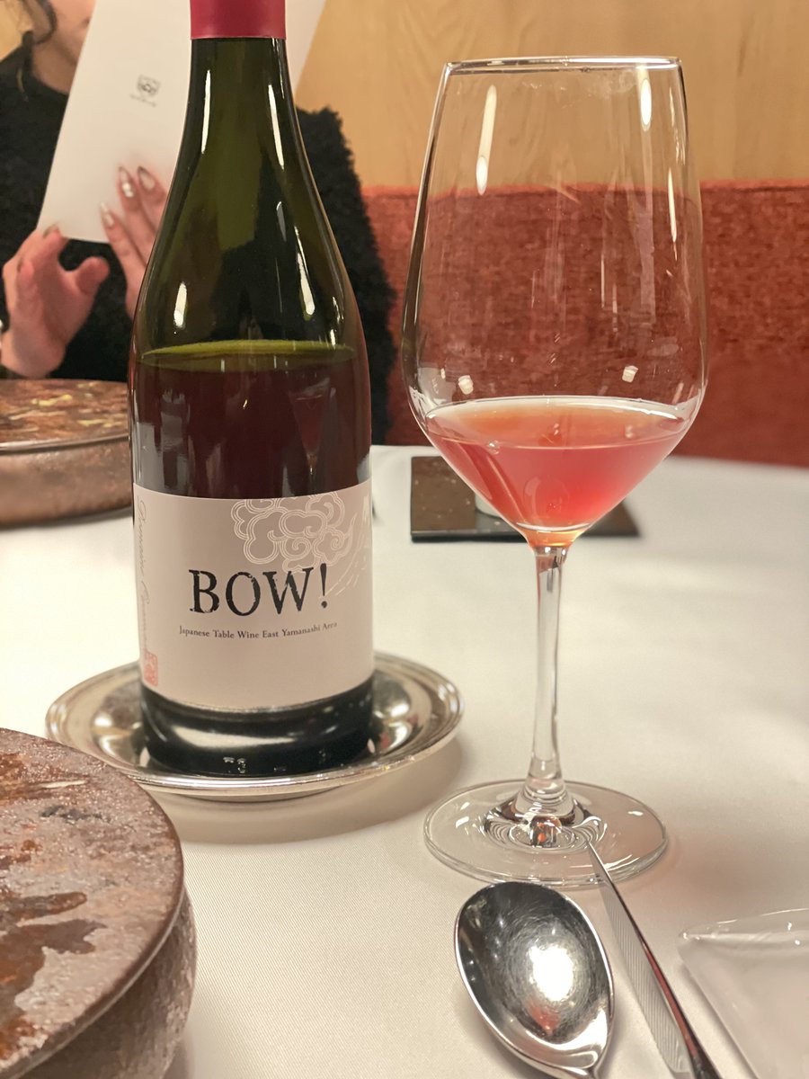 MinorCoaster's tweet image. 人生28年目とても酔い締め方で終えられました。
普段日本酒派ですが国産洋酒の中でも贅の限りを尽くした。
29年目も引き続きよろしくお願いします。