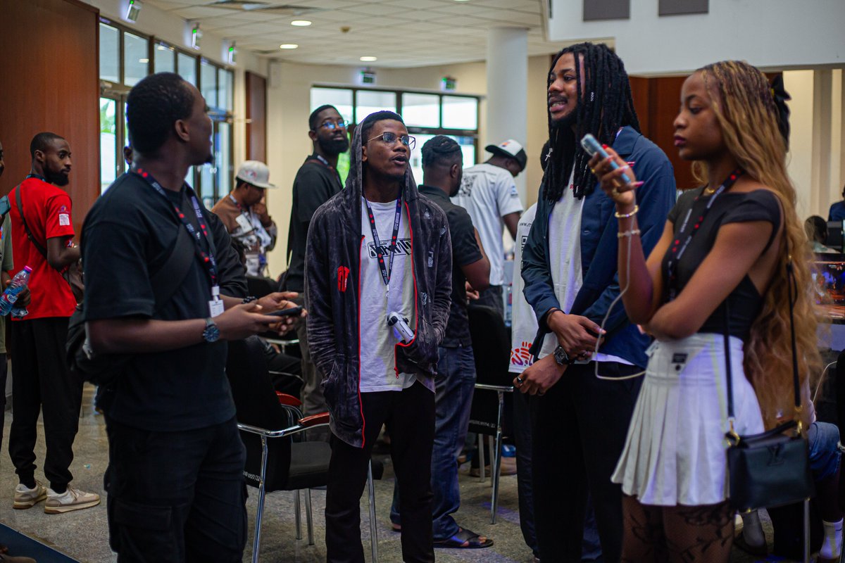 More moments from Mash Harder PlayFest 📸🔥
Watch the full Recap from the event on our YouTube at youtu.be/-oZvegNpWX8 — the energy, the fans, the action, all in one place.

Scroll through, watch the highlights and relive it✨
#PlayFest #MashHarder #EsportsAfrica #FC26 #codm