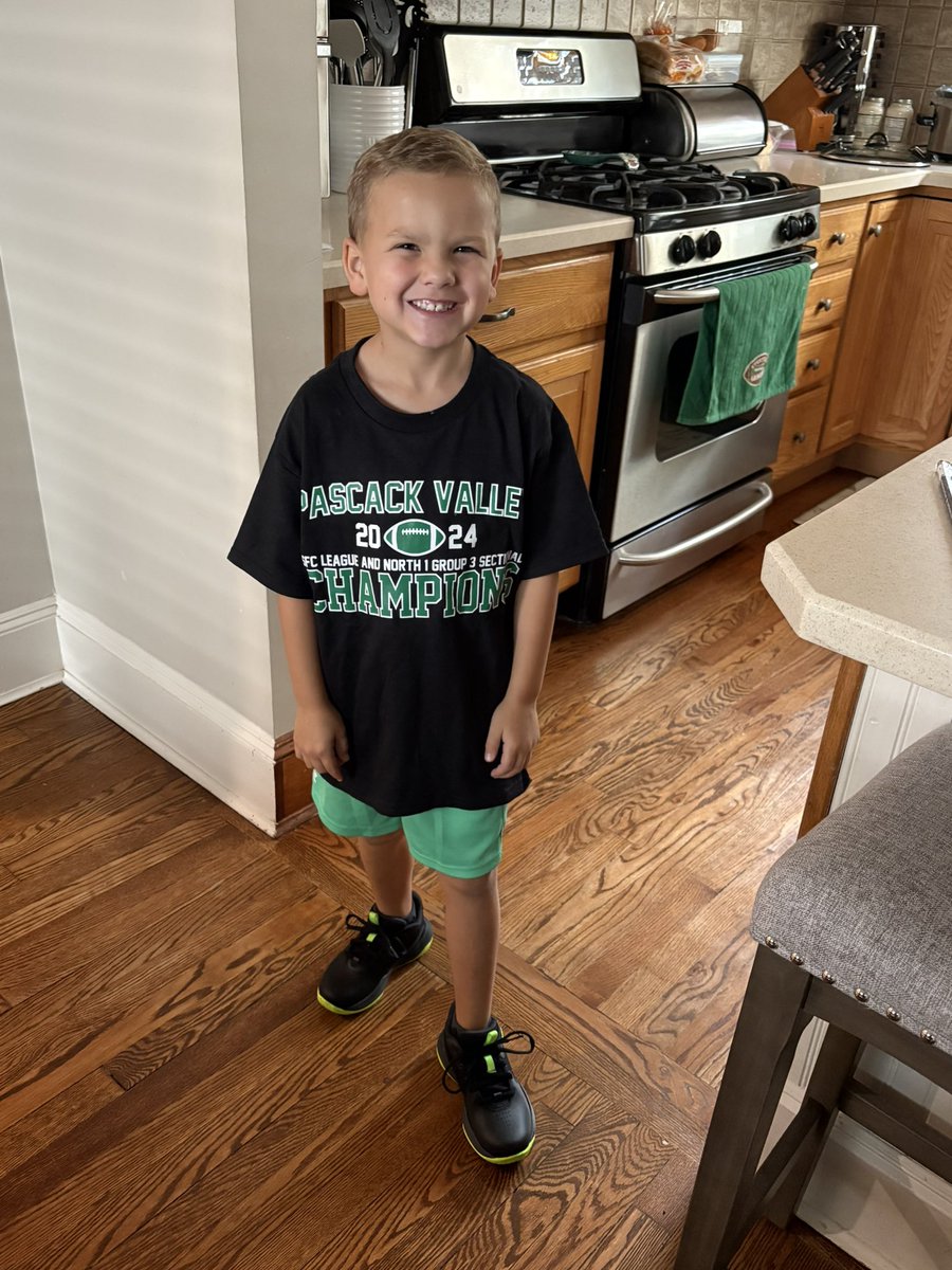 Coach Preciado tweet media