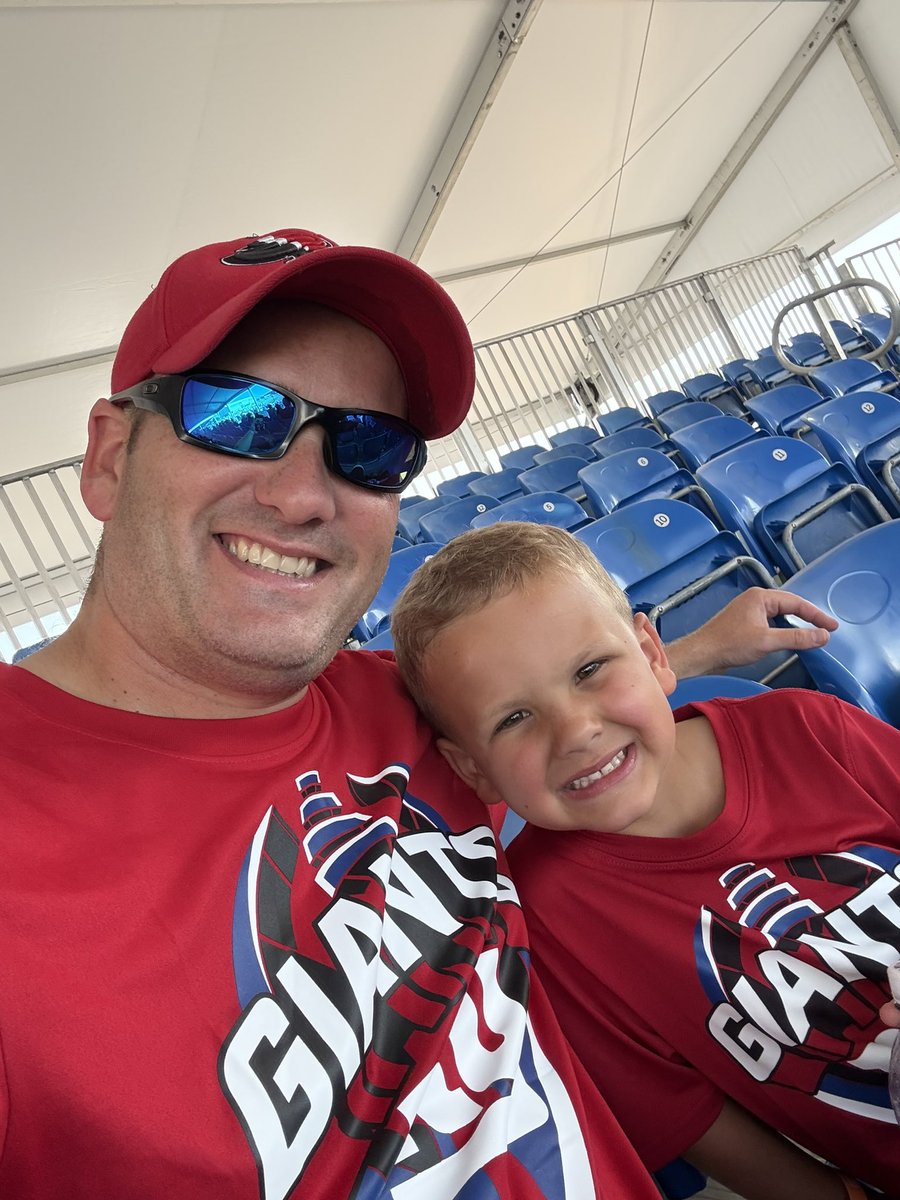 Coach Preciado tweet media