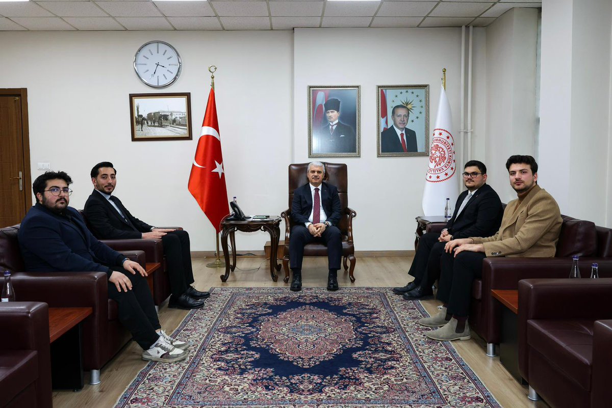 Konya Valimiz Sayın İbrahim AKIN’a nezaket ziyareti gerçekleştirdik. Göstermiş oldukları ilgi ve misafirperverlikten dolayı teşekkür ederiz.