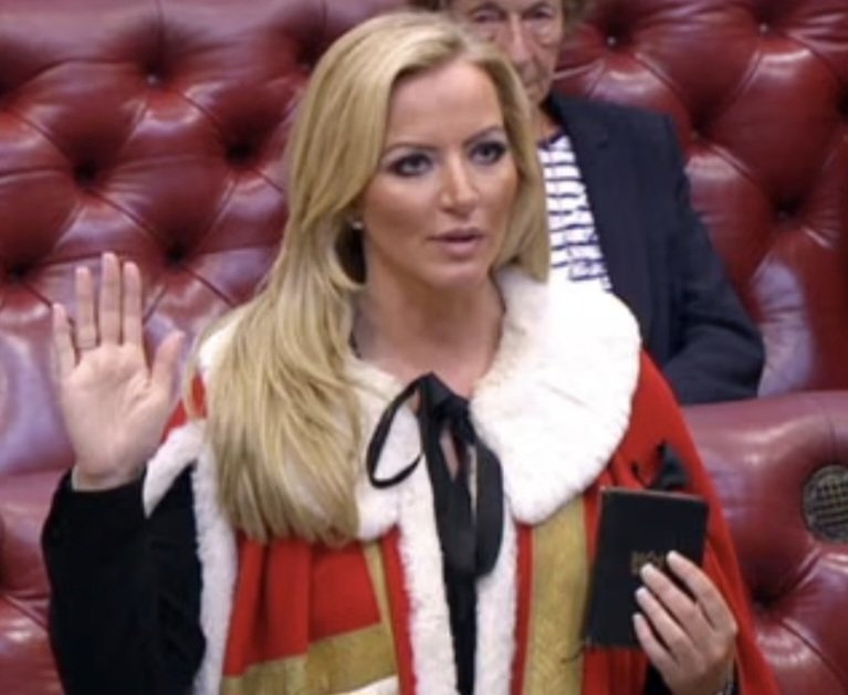 Tush27J's tweet image. Please like/retweet if you believe an Act of Parliament should be passed to strip Lord Peter Mandelson and Michelle Mone of their peerage.

Their behaviour has been appalling. 
cc: @Keir_Starmer
#Peerage