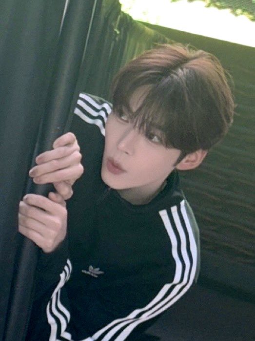 sunghanbinface_'s tweet image. 