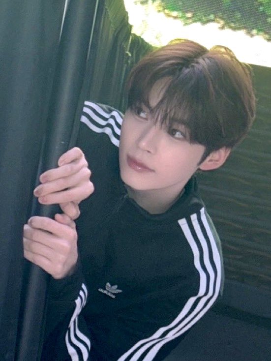 sunghanbinface_'s tweet image. 