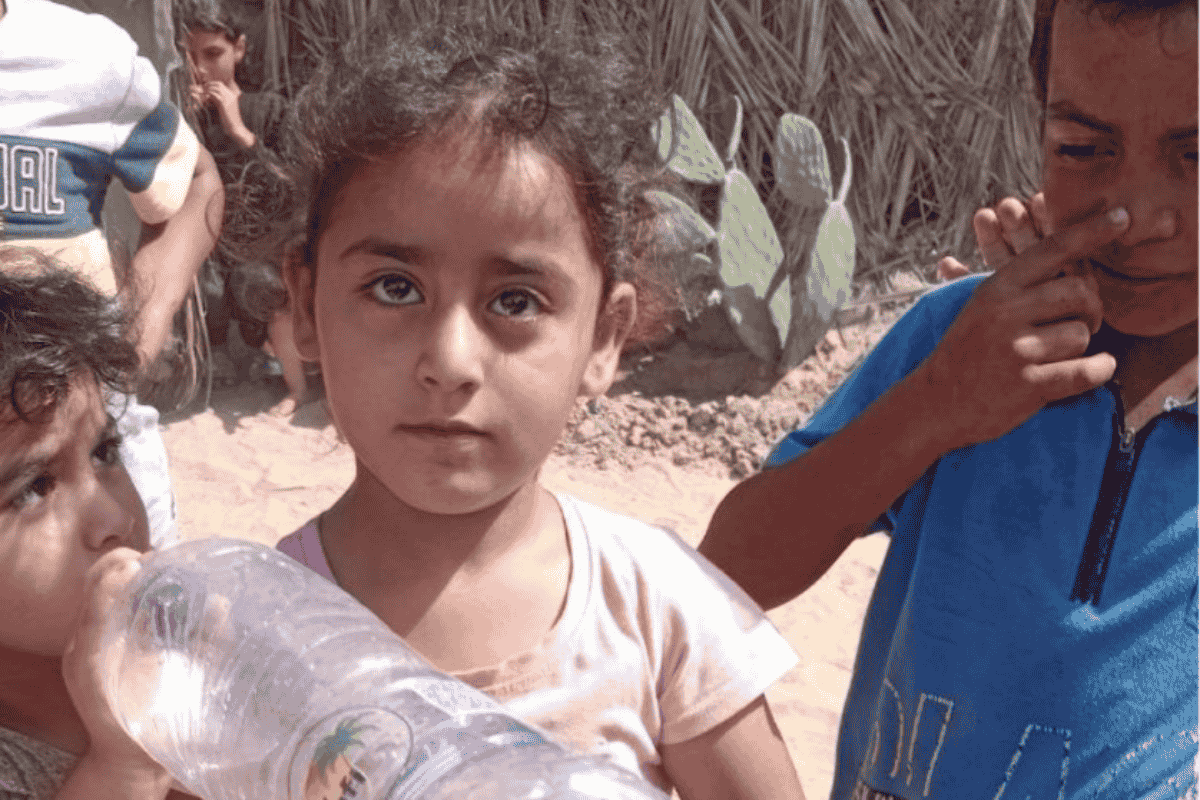 Falasteen_Info's tweet photo. Children in Gaza can’t wait for the next phase of the ceasefire.
They’re thirsty. Freezing. Sleeping in soaked tents.

We’re still delivering water, repairing shelters, and saving lives — but we need support now.

👉 https://t.co/dDVjjQr8OW
#Gaza #CleanWater https://t.co/N59AkJTiPl