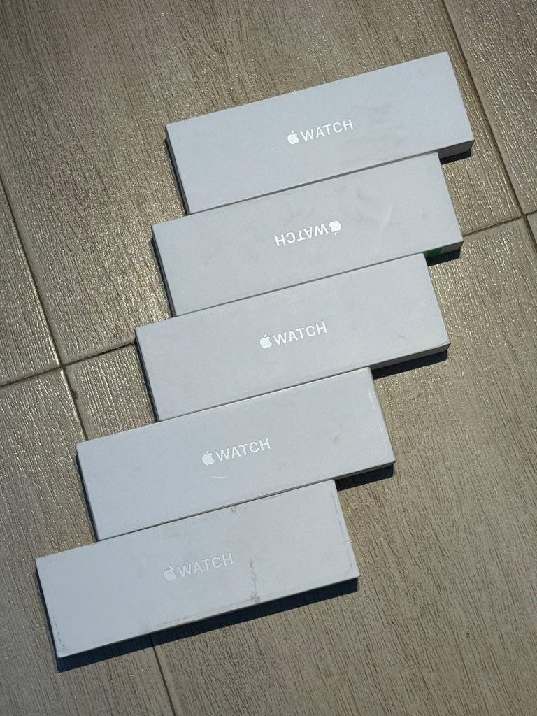 🇺🇸N/A BRAND NEW SERIES 11
42MM: ₦580,000
ROSE GOLD🥂

REFER US &amp; EARN💯
NATIONWIDE DELIVERY💯