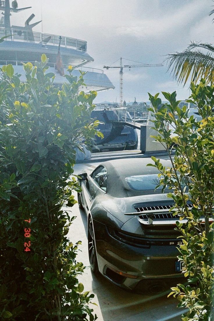 Karl Marx wouldn’t have been such a fucking loser if he'd seen 911s, Yachts and Blondes in Ralph Lauren