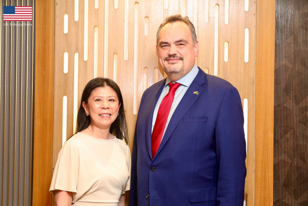 usembassydhaka's tweet image. U.S. Ambassador-Designate to Bangladesh Brent T. Christensen and his wife, Mrs. Deanne Dao, arrived in Dhaka today.

“It is an honor for me to serve the United States as the 19th Ambassador to Bangladesh. I look forward to strengthening the ties between our two countries to…