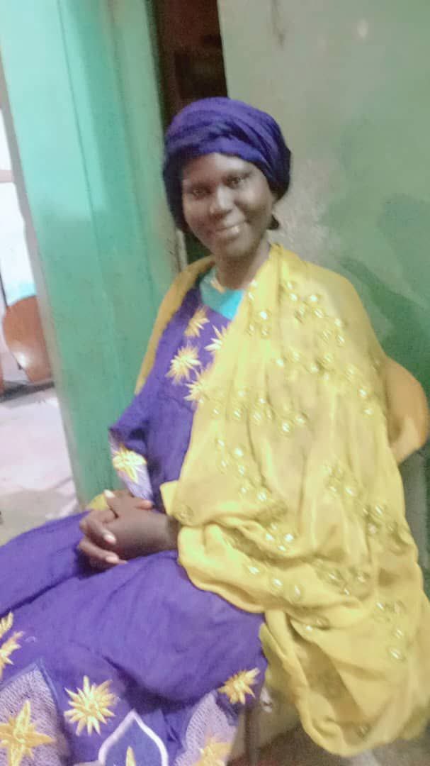 🚨‼️C'est ma sœur disparue il y a presque deux mois. Atteinte de troubles mentaux. Prier de contacter 775591920 merci Elle s'appelle Khady Ndiaye et habite cité lamy Thiès.