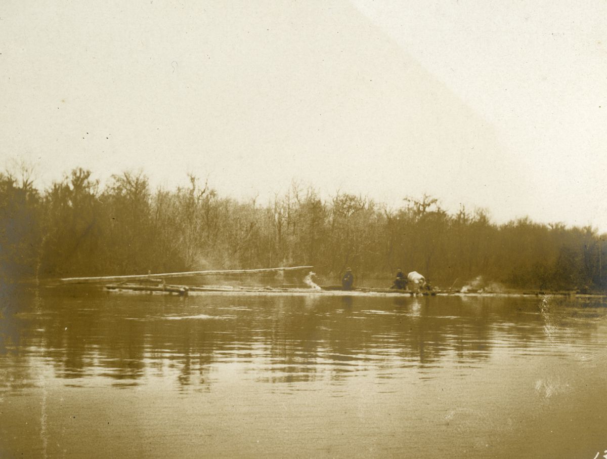 StateLibraryFL's tweet image. #DYK The Apalachicola River borders Gadsden County and had a vital role in trade, diplomacy, and regional commerce during the Civil War and Reconstruction eras. Here are photos of the Apalachicola river from our photograph collection @FLMemory @America250FL @MyFWC