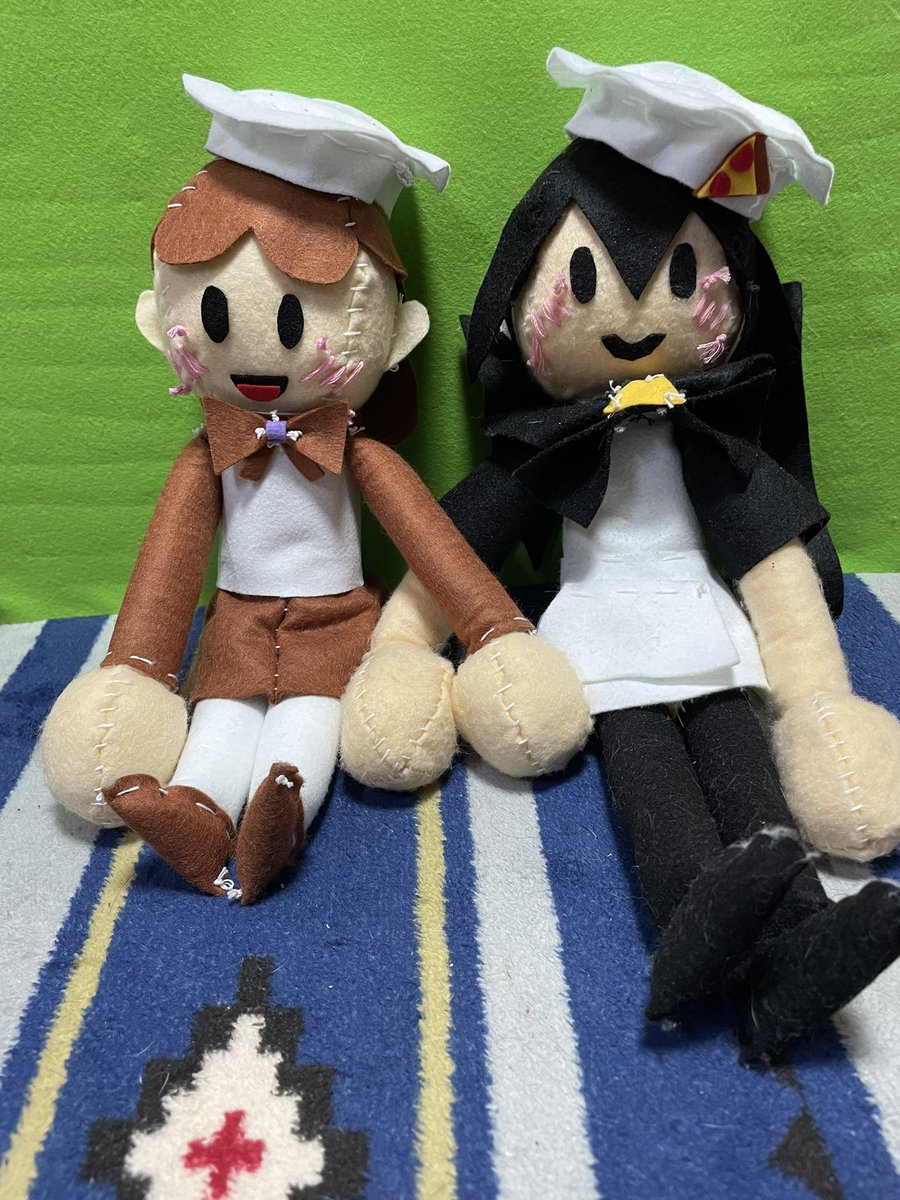 tboi_fanatic's tweet photo. #peppina
グスタバちゃん完成させたぞ〜
めっちゃ疲れたぞ〜
特にスカートが大変だったぞ〜
髪型が気になるけど、私の技術(裁縫)力ではこれが限界だった…
でも、ラーメンちゃんより(若干)小さくできたのが良かったです☺️ https://t.co/8G3ejrYVHj