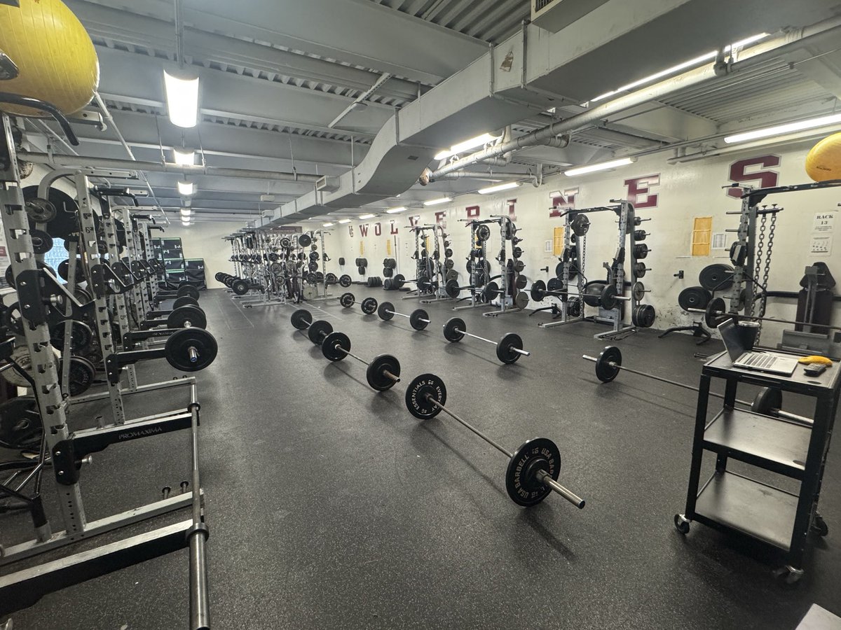 Coach Harris tweet media