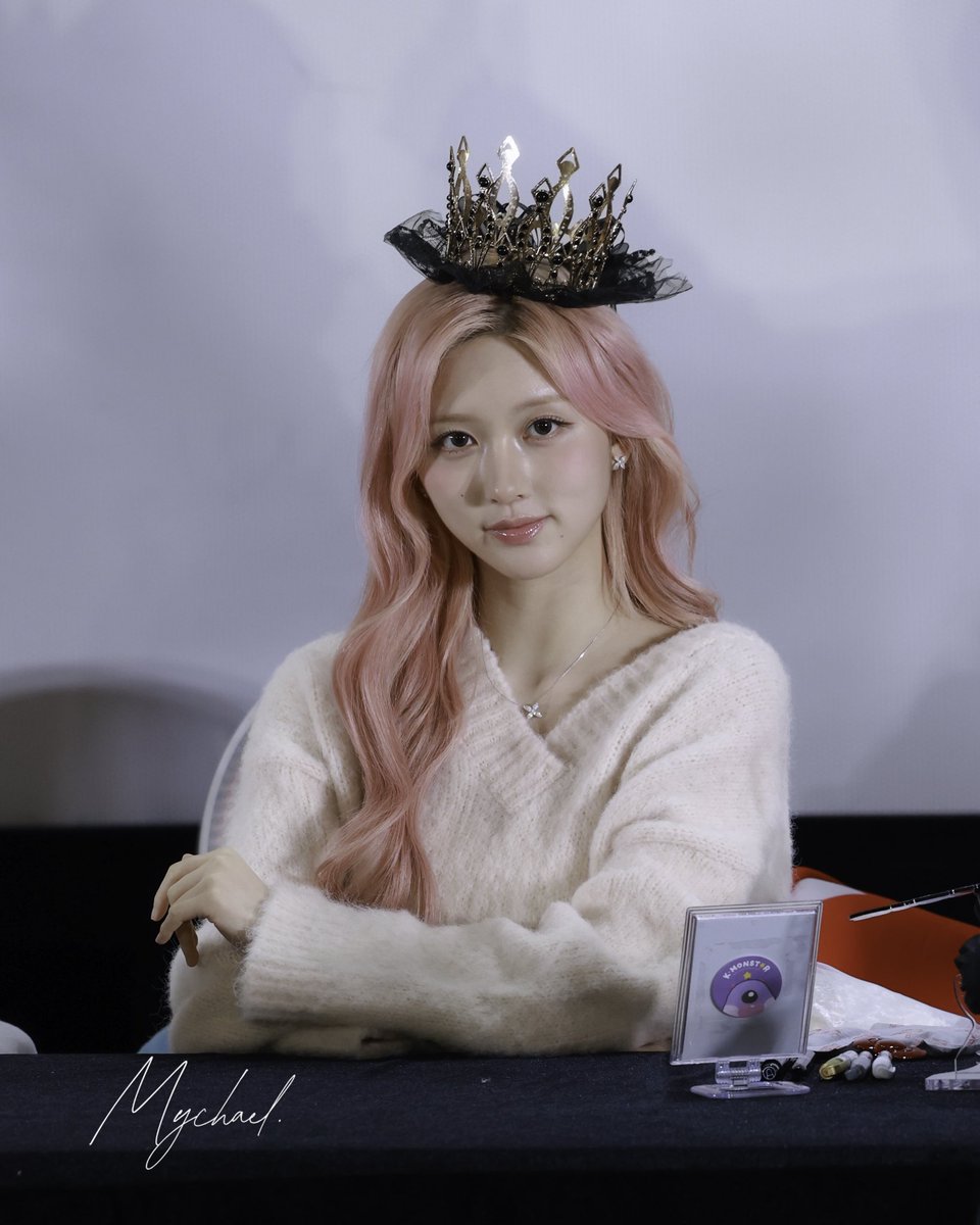 mychael7235's tweet image. 260111 IVE TPE FANSIGN

🌸🍒

#IVE #아이브
#GAUEL #김가을