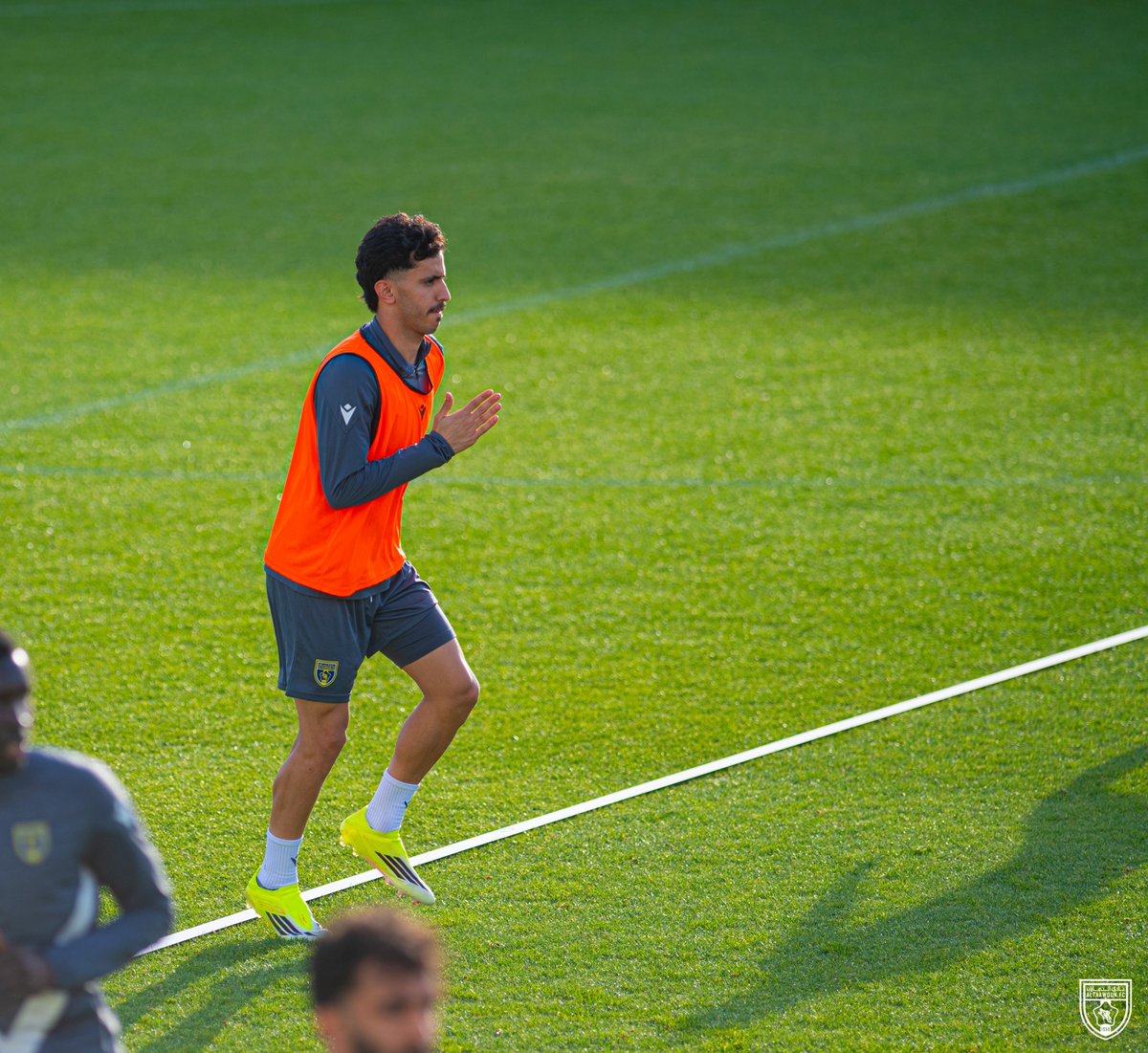 ظهور أول للقحطاني مع الذئاب 👏💛