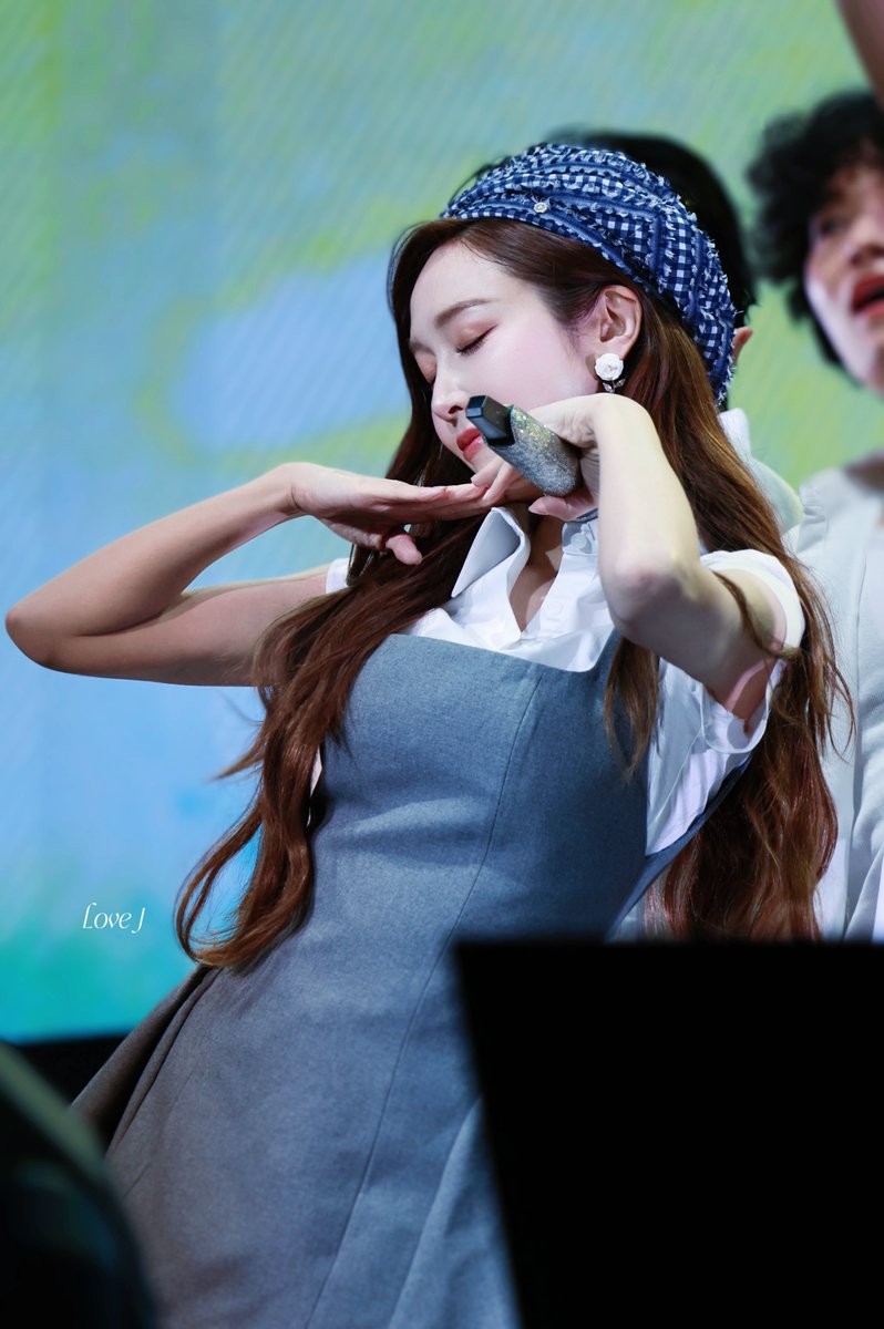 260111  Reflections in Malaysia 
✌🏻️
#제시카 #정수연 #JessicaJung