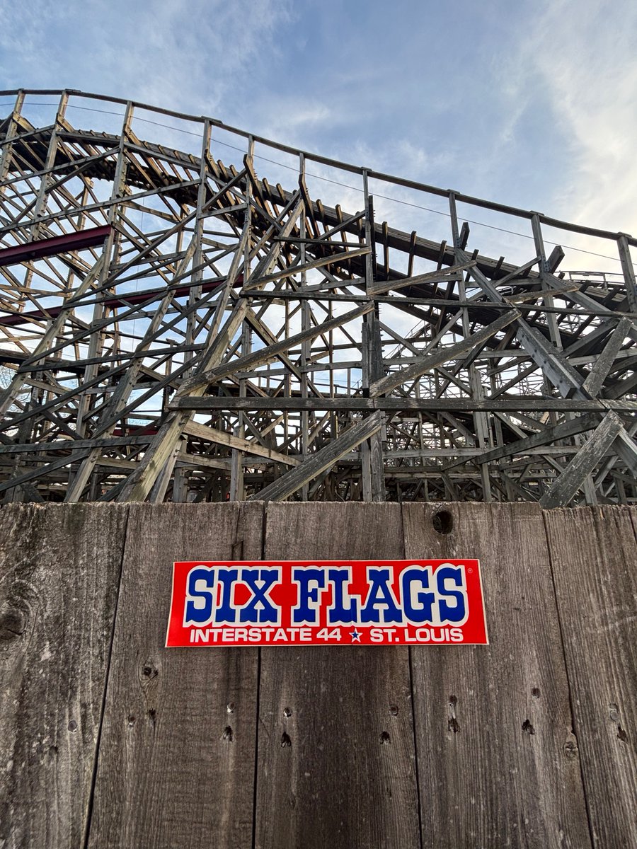 A vintage Six Flags St. Louis bumper sticker that’s been seen in some pretty... strange places lately. 🔦👀