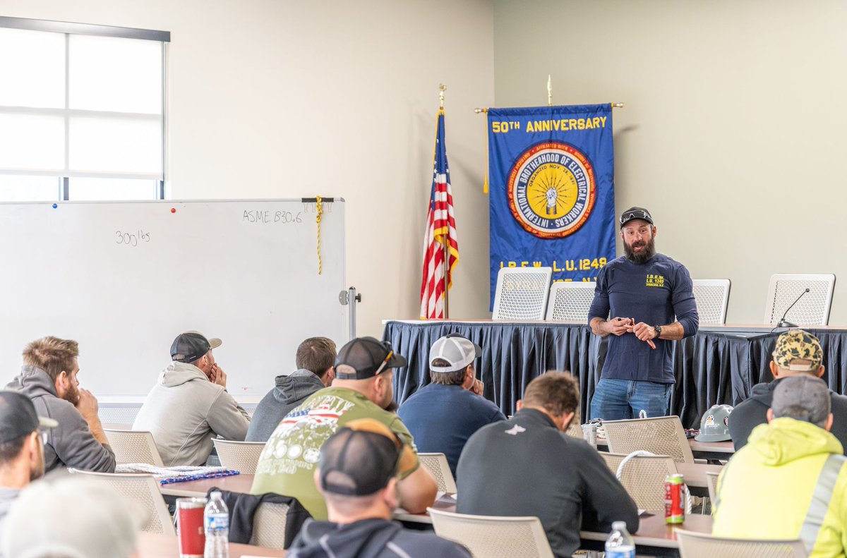 TimpsonTraining's tweet image. Experience counts, but training never stops. Every day brings new challenges and opportunities to grow. The more we learn, the more skilled and prepared we become! 💡  

#LinemenTraining #LinemanTraining #HandsOnLearning #SafetyTraining