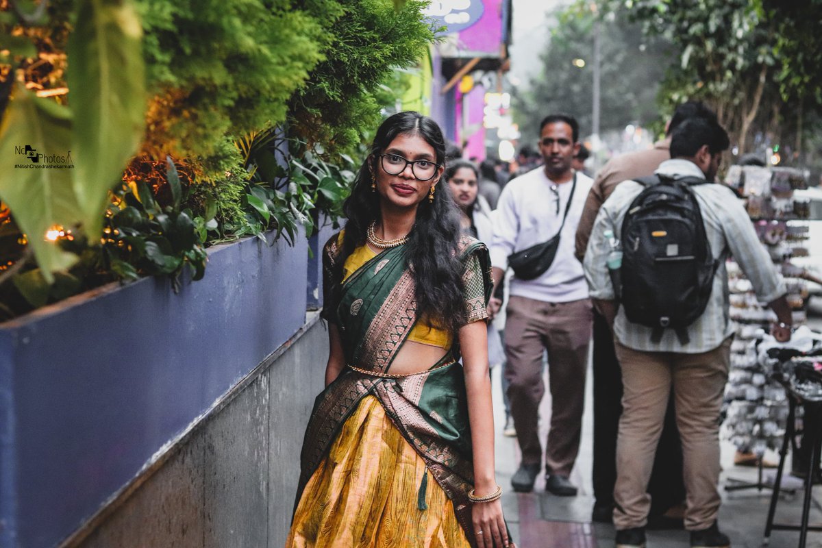 MathNitish's tweet image. I m photographer #personwithdisability #streetphotography 
#churchstreet
#bengaluru