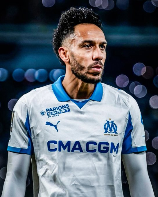 ليكيب | بيير إيمريك أوباميانغ خارج مباراة كأس فرنسا ضد بايو. غياب اللاعب الغابوني يهدف إلى منحه فرصة للتعافي جسديًا ونفسيًا بعد أسابيع مكثفة من المباريات والجهد الكبير 