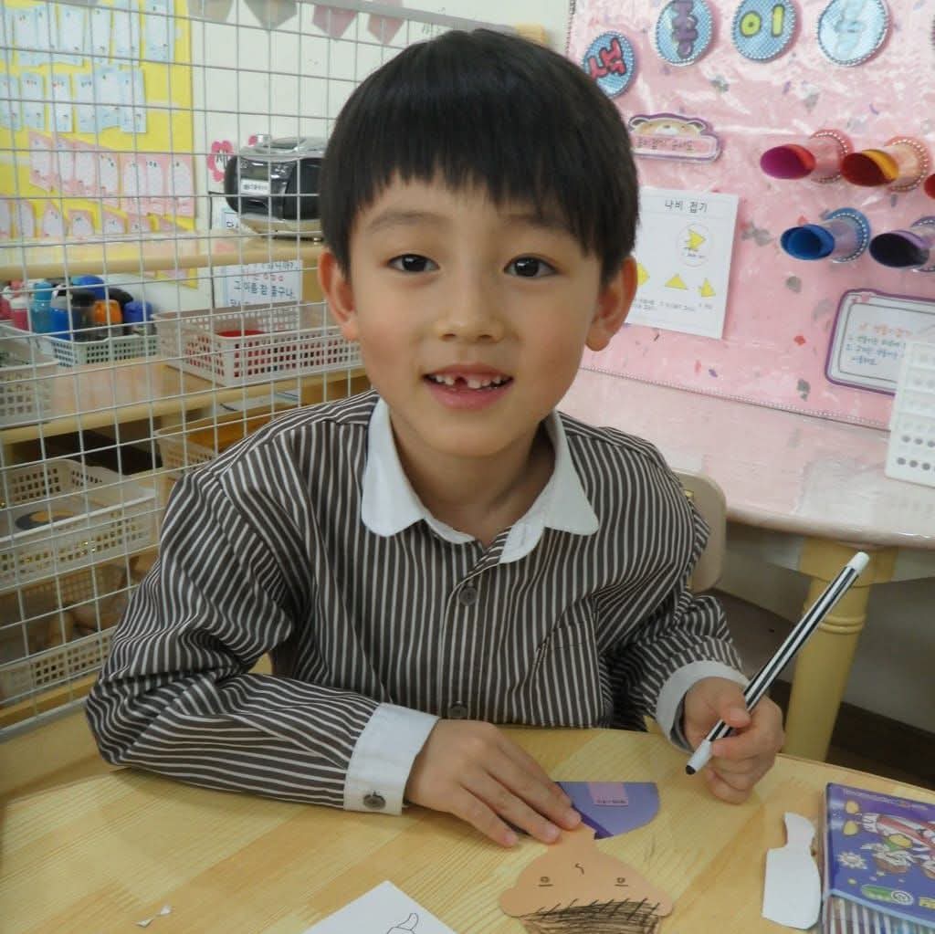 coerchingu's tweet photo. Look who's turning 17 in a few hours 🦊🧸 #SEONGHYEON #CORTIS https://t.co/Yne51qPDRM