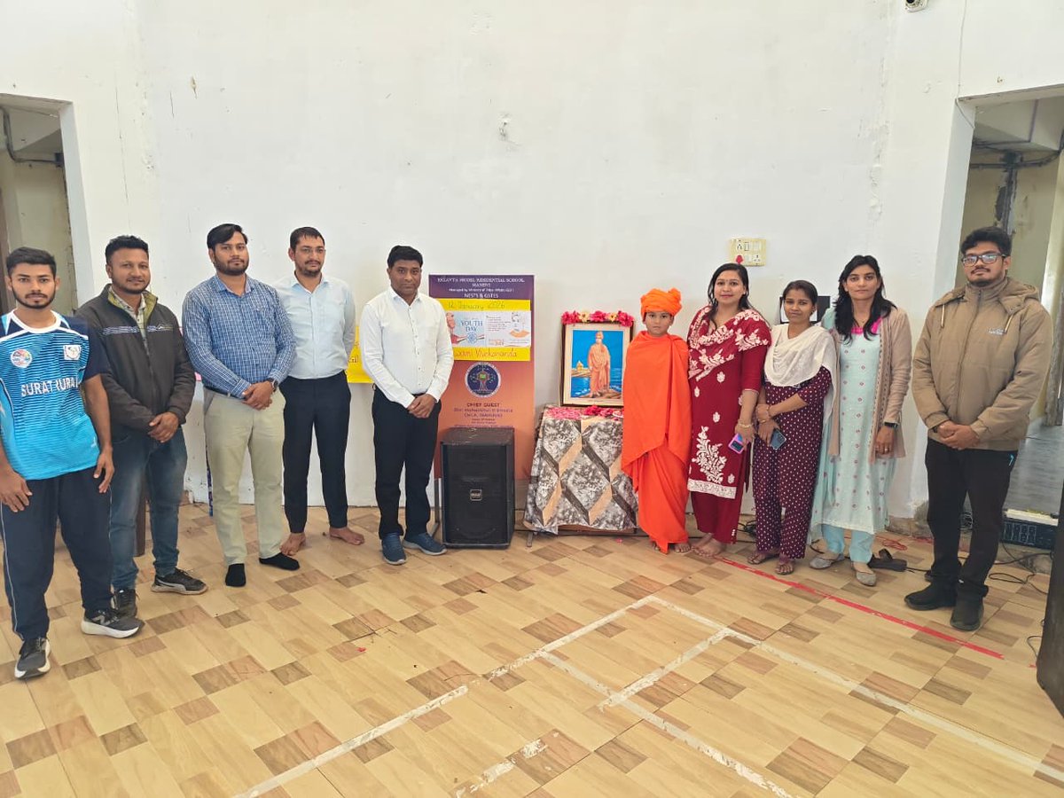 emrsmandvi's tweet photo. Swadeshi Sankalp Daud - student run/walk for self-reliance
#SwadeshiPPC #NationalYouthDay #Swamivevkanad #EMRSMandvi
@narendramodi @NESTSHQ @gstesgnr @TribalAffairsIn https://t.co/TD9Blx1Mhy