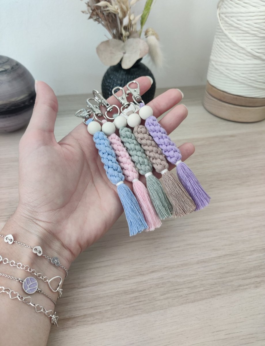 Les petits porte-clés en macramé 🥰