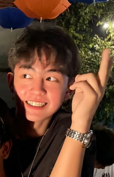 MalDieve99's tweet image. น้องฮ้าทหน้าเหมินเดิมเยยงะ หน้าเหมือนตอนเด้กเปี๊ยบเยย ยิ้มหวานมาก มาม๊า 😔❤️‍🩹